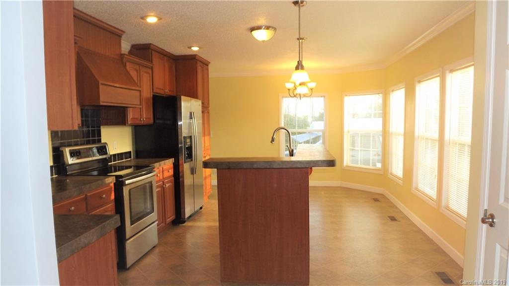 1652 Orchard Road Flat Rock, NC 28731 - Photo 8 of 25 Gallery Image 8