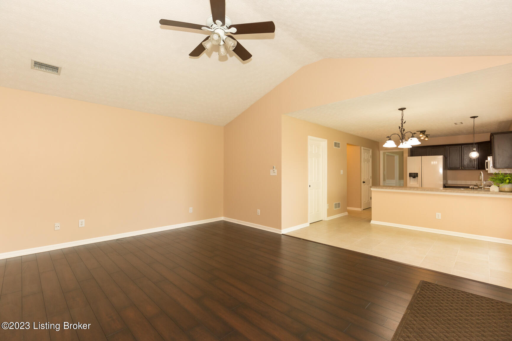 8317 Adams Run Road Louisville, KY 40228 - Photo 19 of 46 8317 Adams Run-19