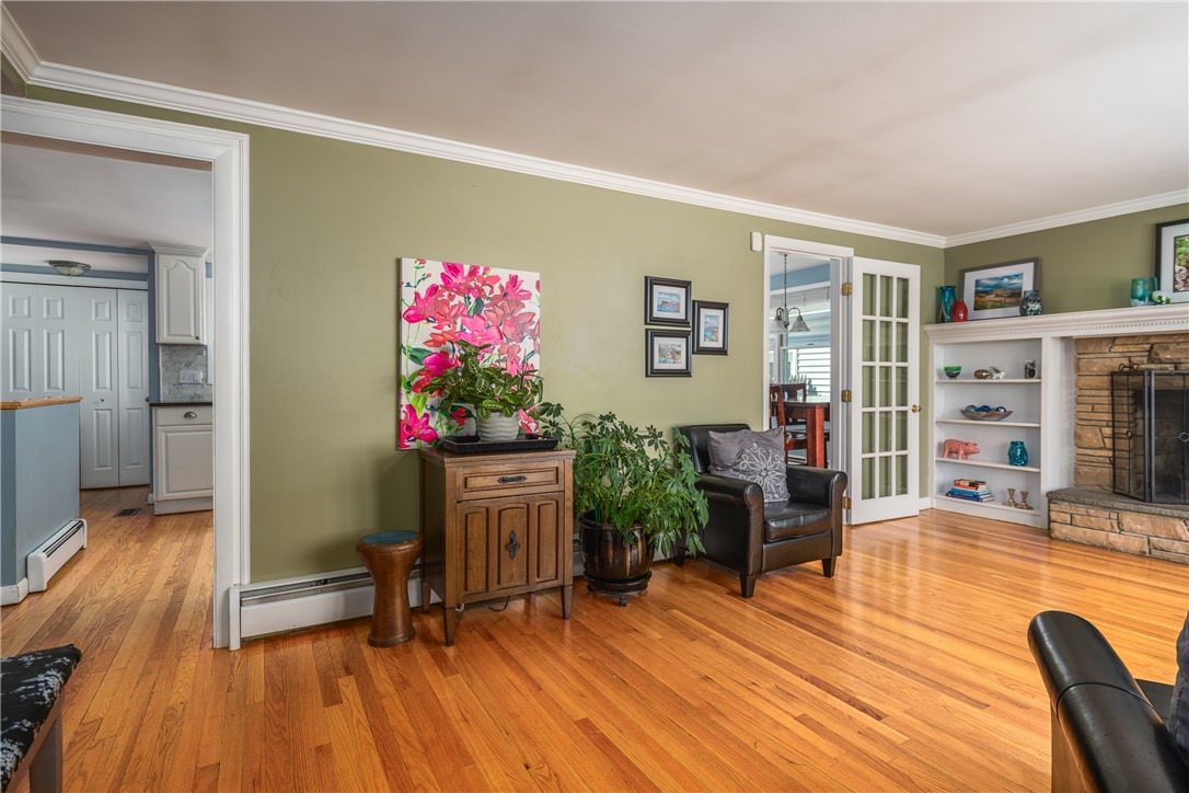 33 Wilbur Road Lincoln, RI 02865 - Photo 5 of 50