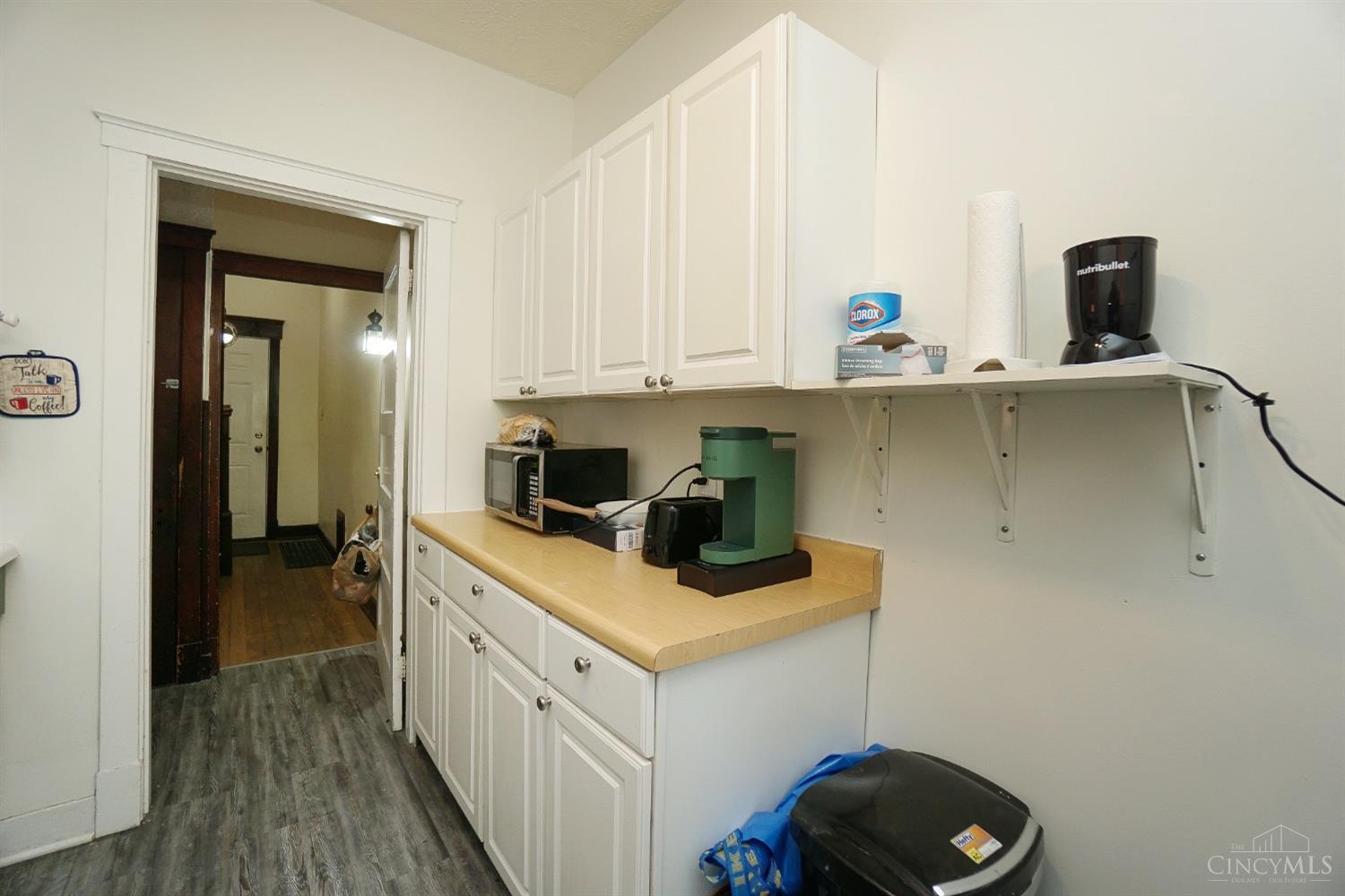2382 Ravine Street Cincinnati, OH 45219 - Photo 8 of 24 Gallery Image 8