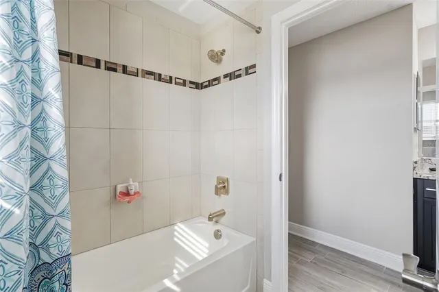 $995,000 | 11002 Sundrift Drive, Tampa, FL 33647