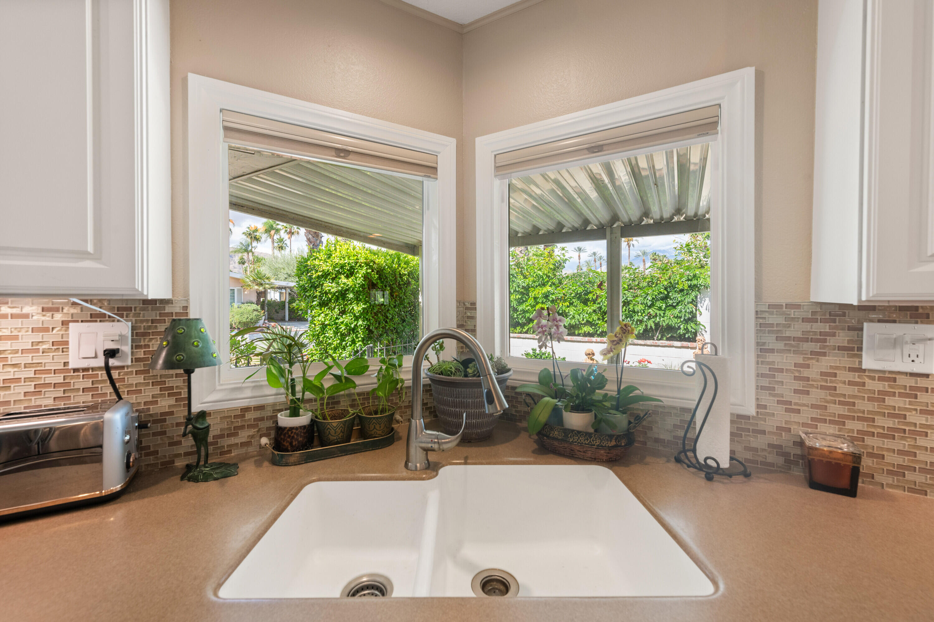 175 International Boulevard Rancho Mirage, CA 92270 - Photo 21 of 50 12_175_International_Blvd12_mls