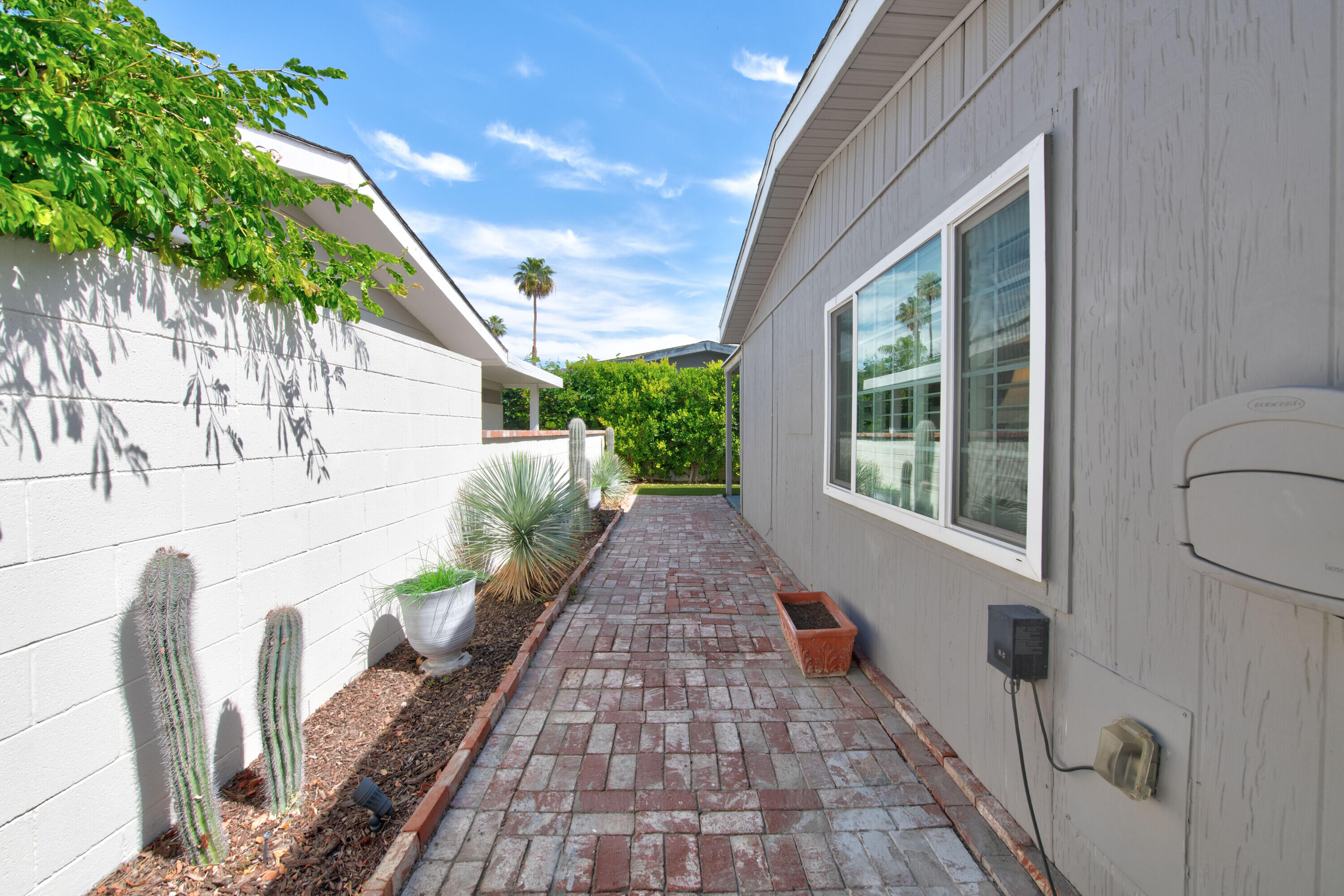 175 International Boulevard Rancho Mirage, CA 92270 - Photo 36 of 50 33_175_International_Blvd33_mls