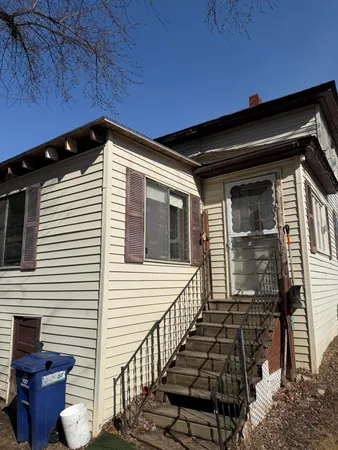 $185,000 | 12 Edgemont Avenue, Waterville, ME 04901
