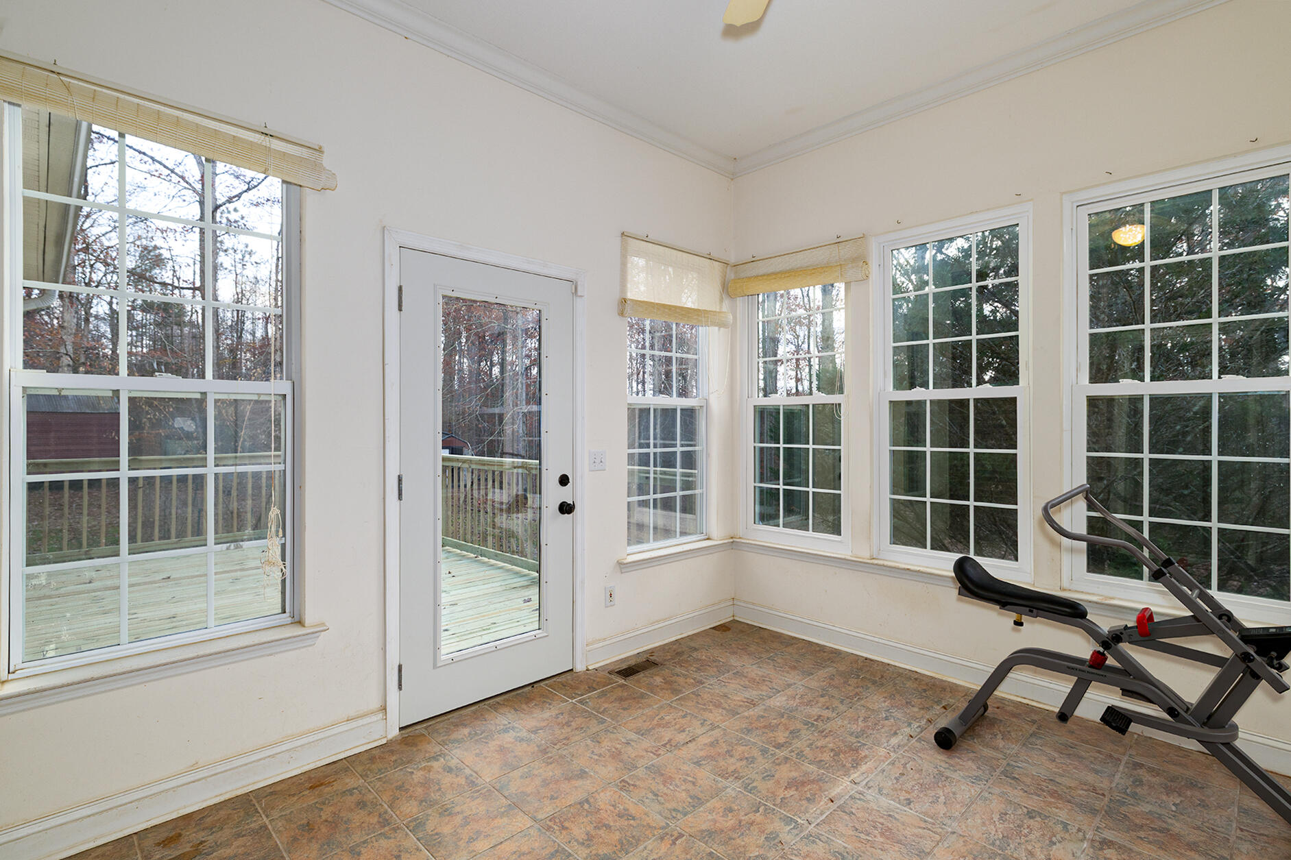 138 Flora Lane Cleveland, TN 37323 - Photo 18 of 40 Sun1