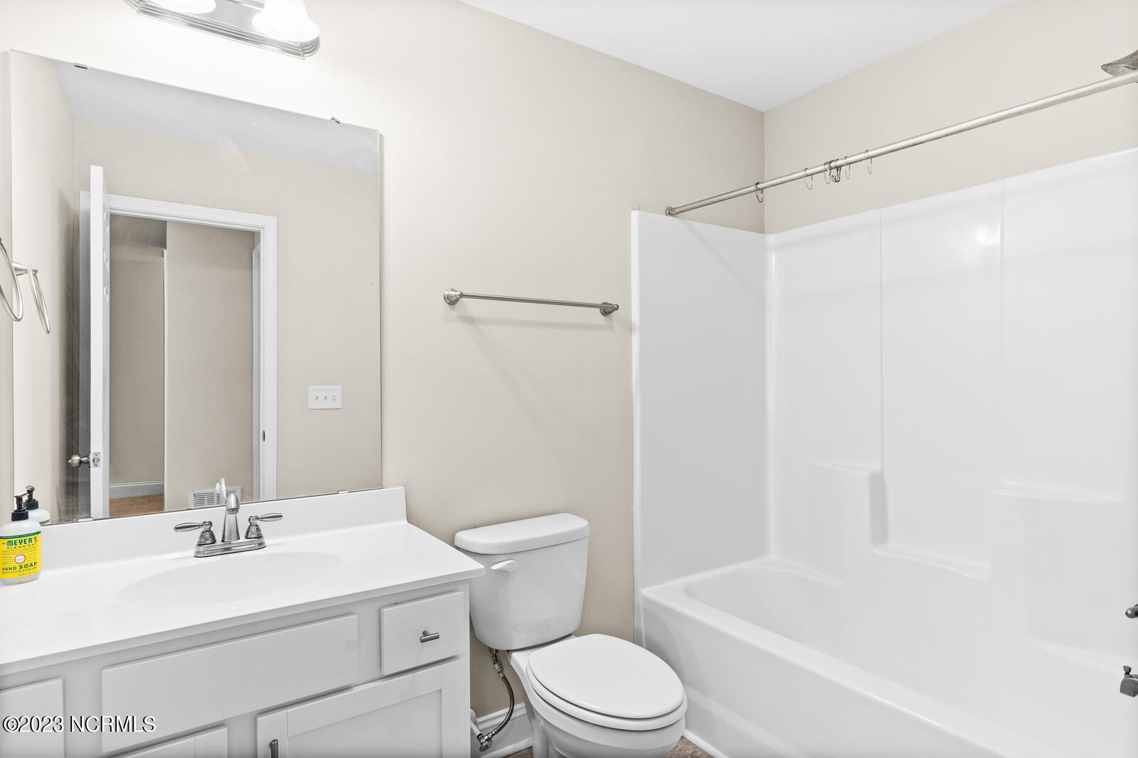 202 North Stingray Lane Holly Ridge, NC 28445 - Photo 21 of 34 Hallway Bathroom