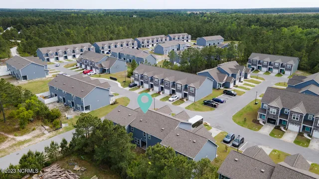 $1,675 | 202 North Stingray Lane, Holly Ridge, NC 28445