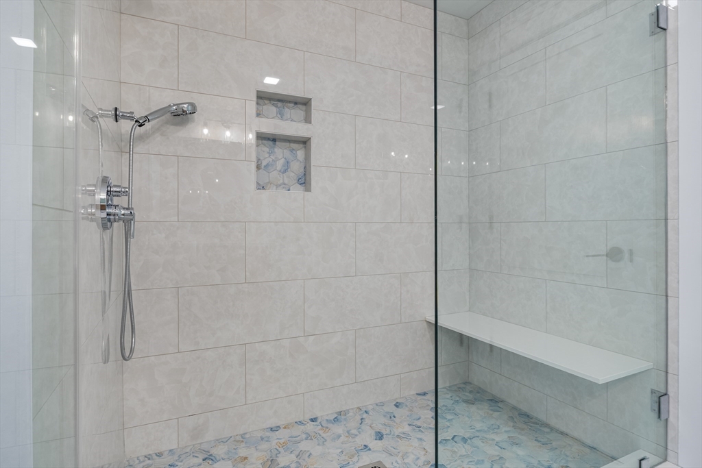 1549 Washington Street, Unit A Walpole, MA 02081 - Photo 14 of 17