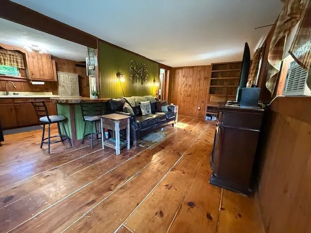 $160,000 | 910 Mutton Lane, Clinton, ME 04927