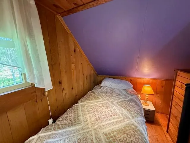 $160,000 | 910 Mutton Lane, Clinton, ME 04927