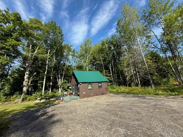 $149,900 | 910 Mutton Lane, Clinton, ME 04927
