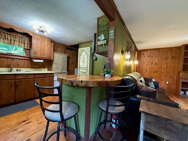 $149,900 | 910 Mutton Lane, Clinton, ME 04927