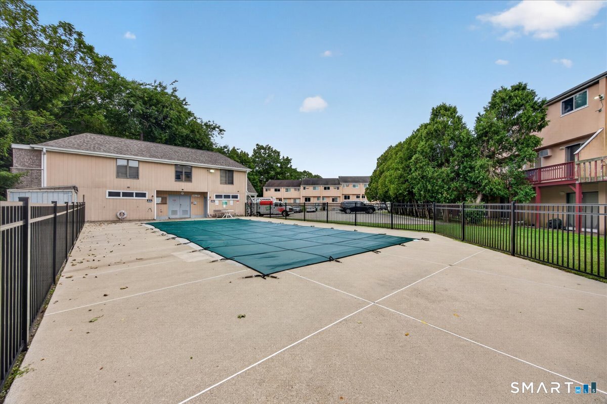 608 Shennecossett Road, Unit C101 Groton, CT 06340 - Photo 34 of 35 Gallery Image 34