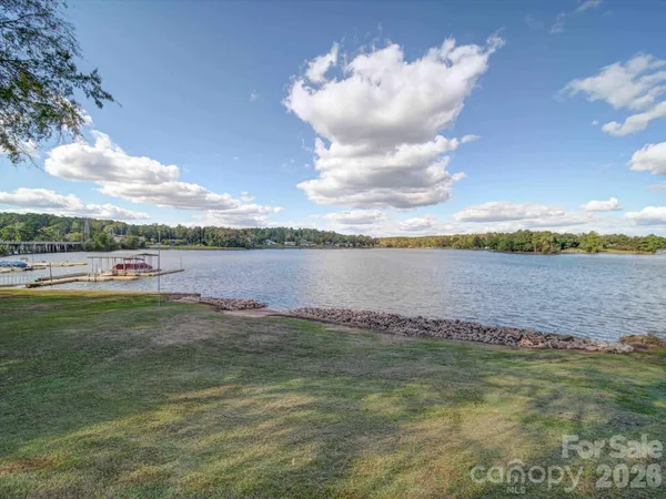 $475,000 | 22 Garden Spot Lane, Camden, SC 29020