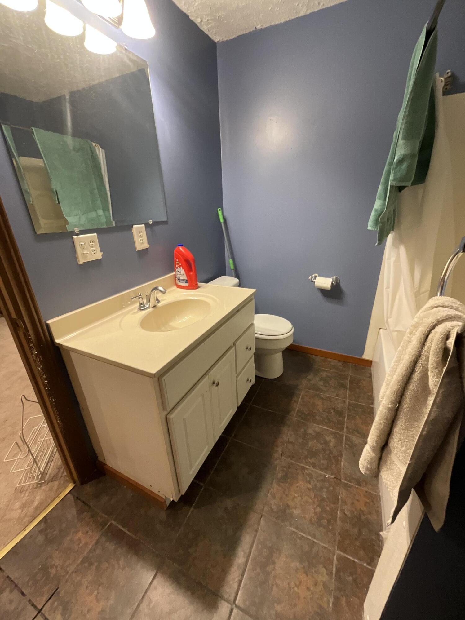50447 Grand Street Three Rivers, MI 49093 - Photo 7 of 10 3EB4BD47-77A8-4966-B0D0-5AEA4C5AA21C