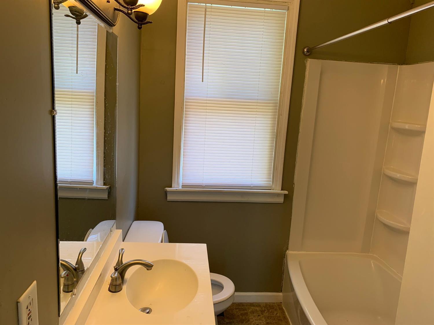 1554 Adams Road Cincinnati, OH 45231 - Photo 7 of 10 Gallery Image 7