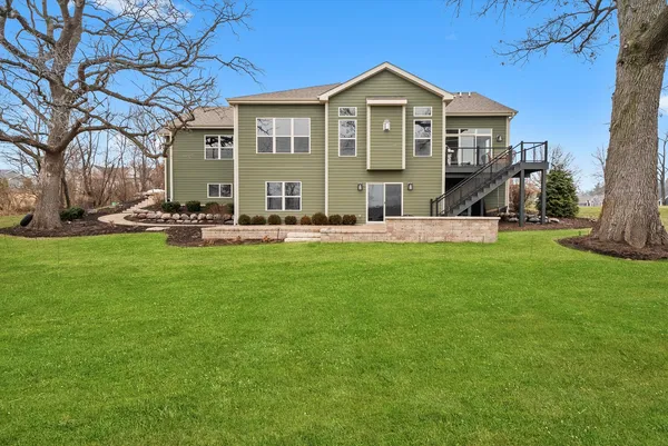 $1,024,000 | 2503 Justen Lane, Ringwood, IL 60072