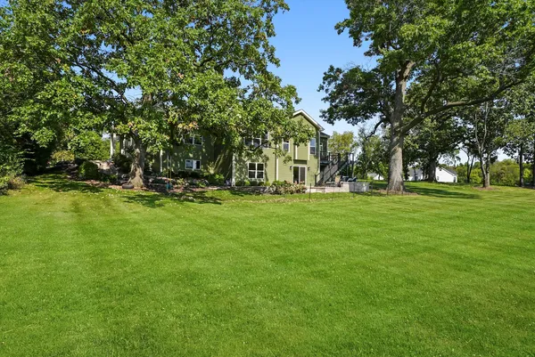 $1,024,000 | 2503 Justen Lane, Ringwood, IL 60072