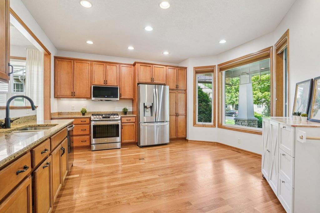 8981 Coffman Path Inver Grove Heights, MN 55076 - Photo 11 of 60 Gallery Image 11
