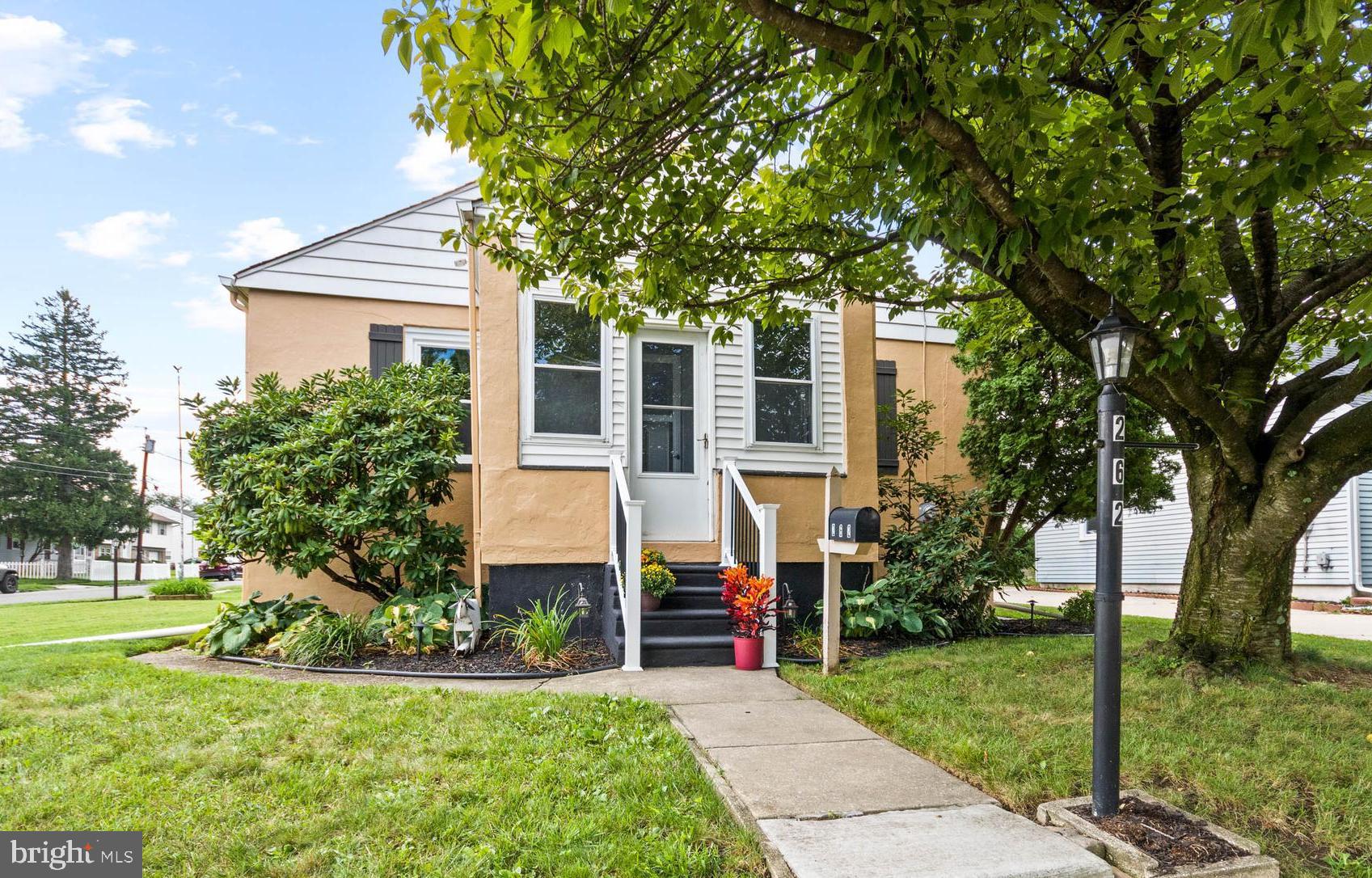262 Creek Road Bellmawr, NJ 08031 - Photo 1 of 28 Gallery Image 1