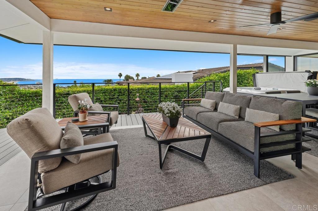 5560 Moonlight Lane La Jolla, CA 92037 - Photo 12 of 35