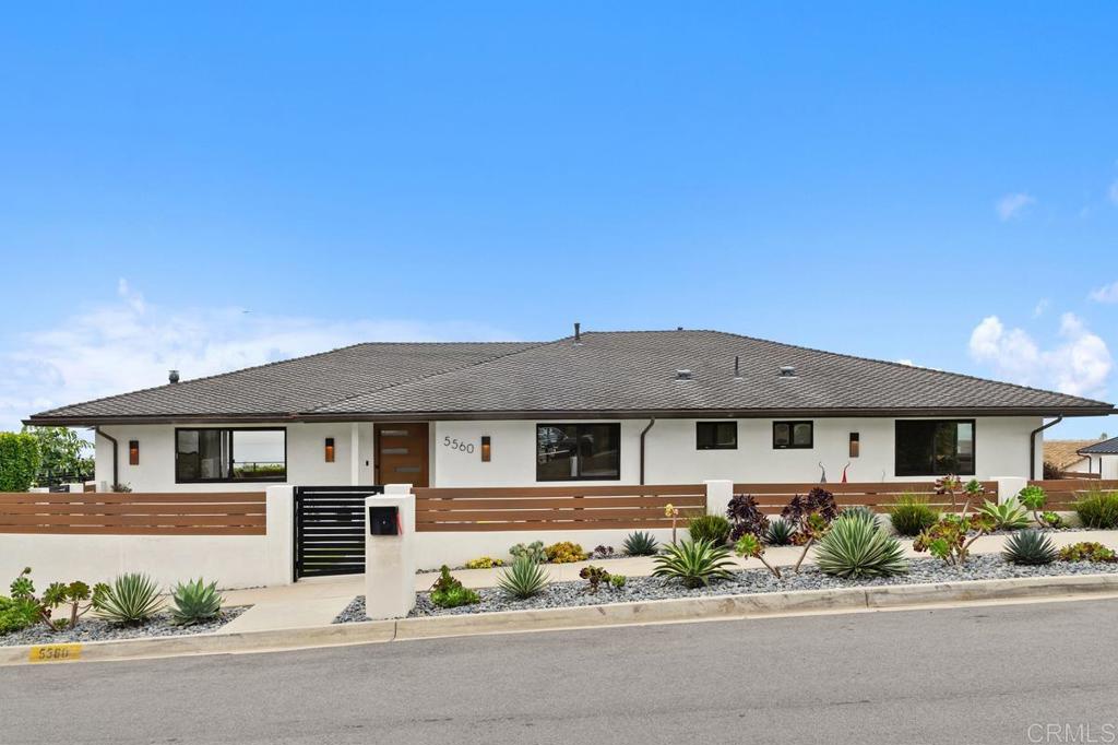 5560 Moonlight Lane La Jolla, CA 92037 - Photo 33 of 35