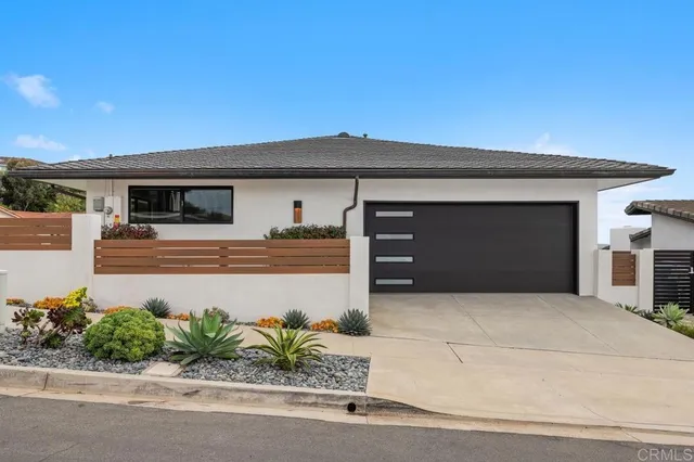 $3,995,000 | 5560 Moonlight Lane, La Jolla, CA 92037