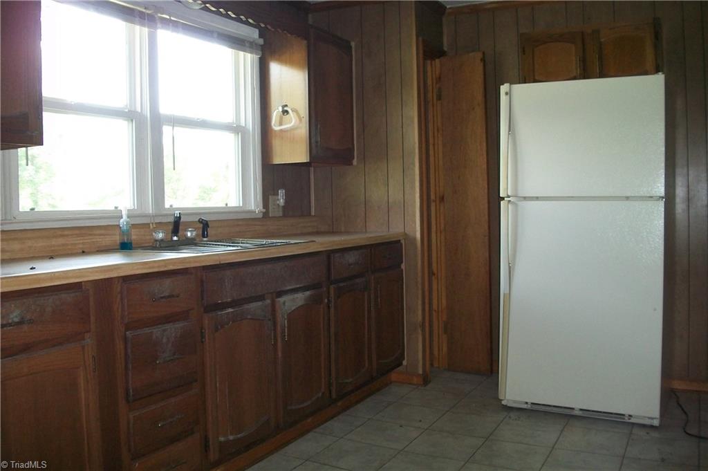 8400 Reynolda Road Pfafftown, NC 27040 - Photo 6 of 24 Gallery Image 6