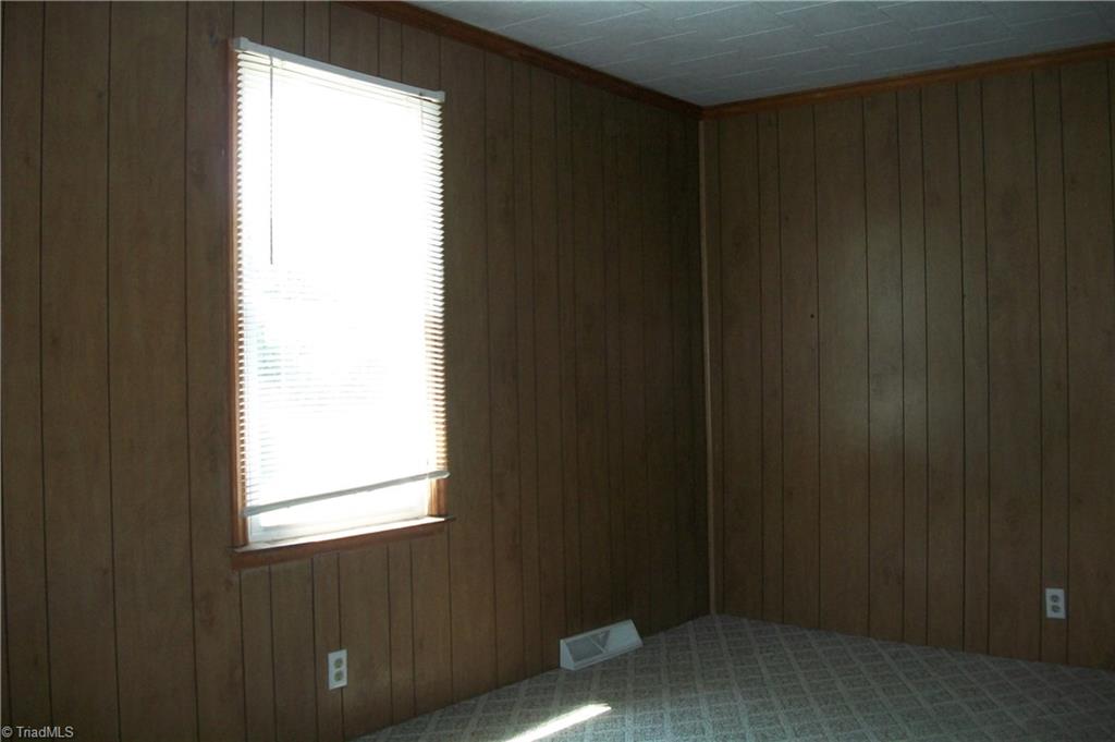 8400 Reynolda Road Pfafftown, NC 27040 - Photo 7 of 24 Gallery Image 7