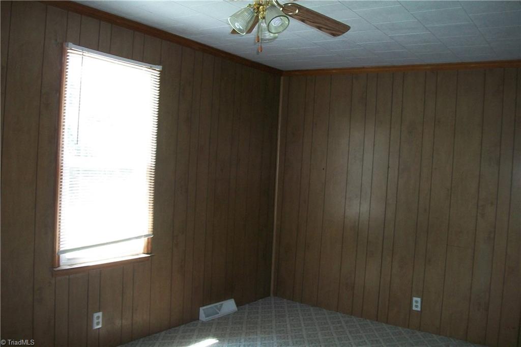 8400 Reynolda Road Pfafftown, NC 27040 - Photo 8 of 24 Gallery Image 8
