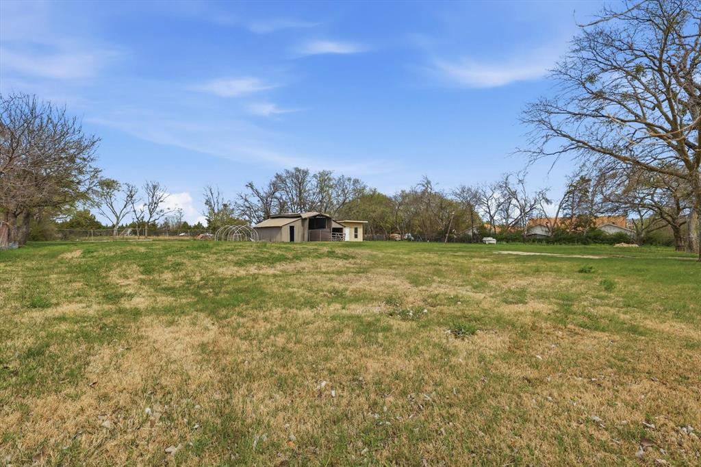 3913 Hickox Road Rowlett, TX 75089 - Photo 23 of 32