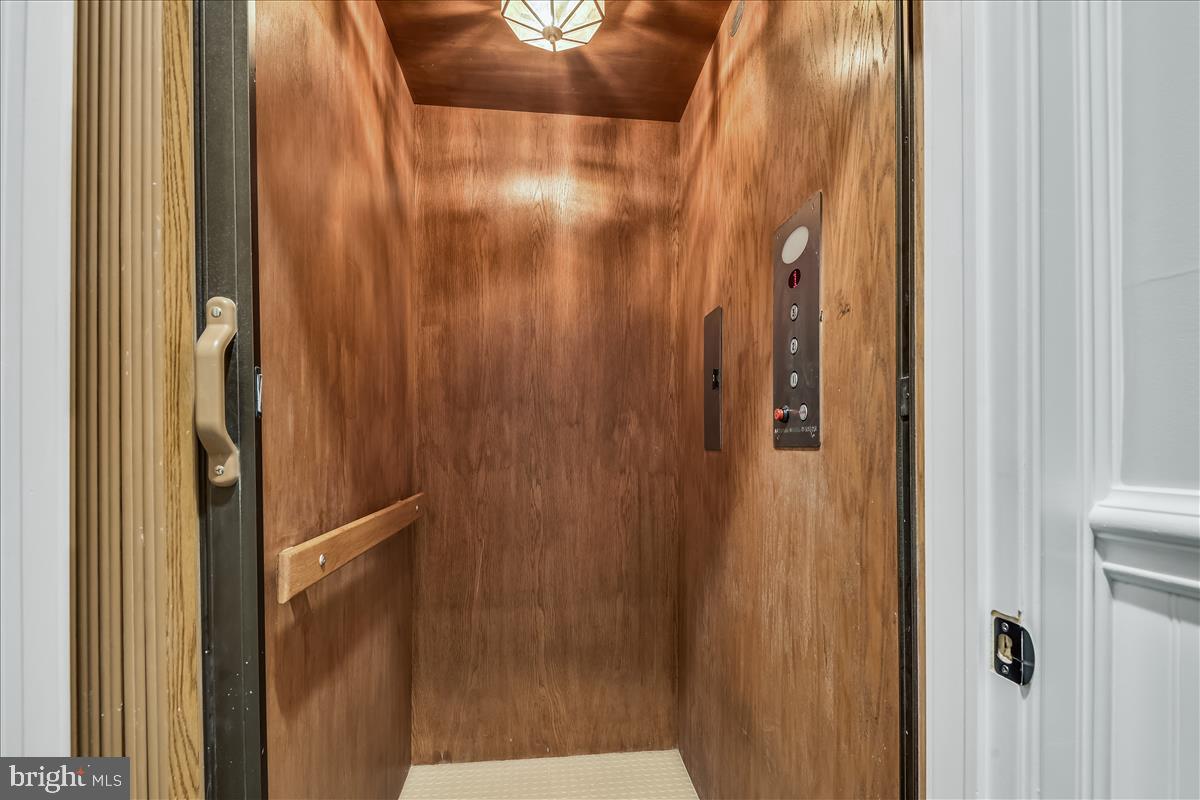 3515 Anton Farms Road Baltimore, MD 21208 - Photo 20 of 61 3-Stop Elevator