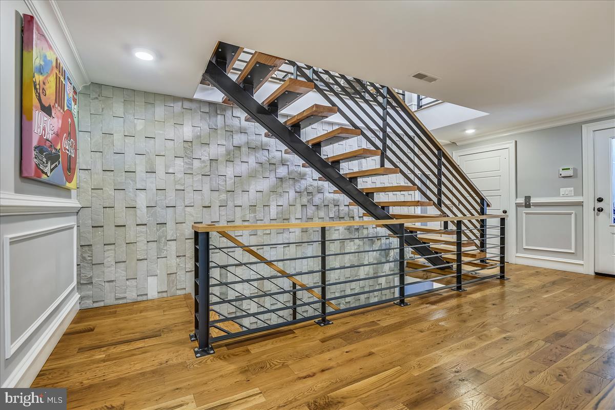 3515 Anton Farms Road Baltimore, MD 21208 - Photo 22 of 61 2nd Staircase