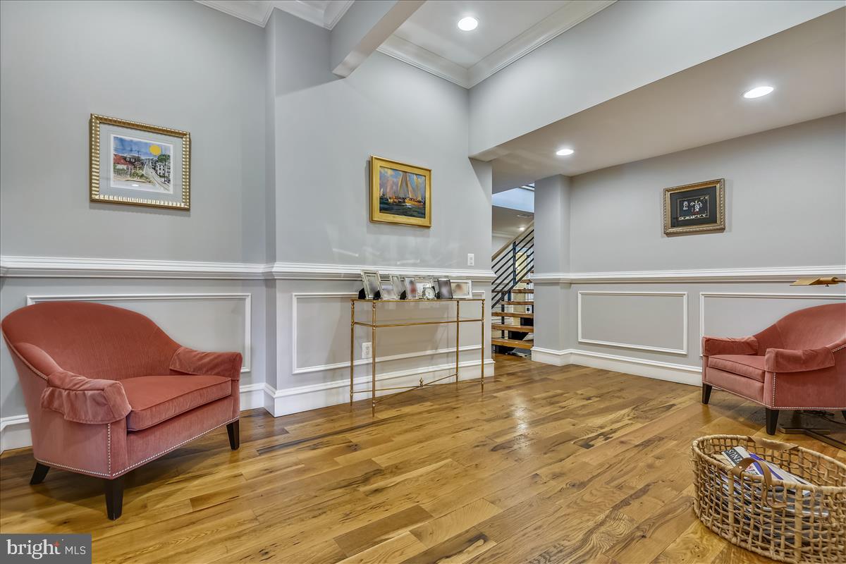 3515 Anton Farms Road Baltimore, MD 21208 - Photo 25 of 61 Master Sitting Room
