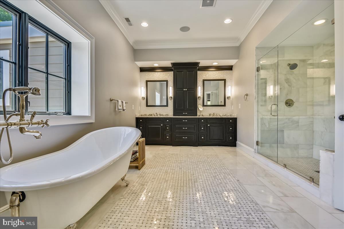 3515 Anton Farms Road Baltimore, MD 21208 - Photo 27 of 61 Master Bath