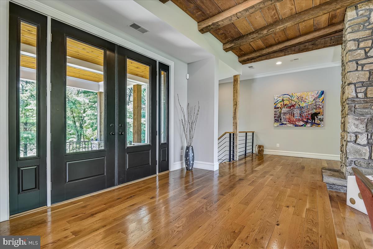 3515 Anton Farms Road Baltimore, MD 21208 - Photo 4 of 61 Foyer