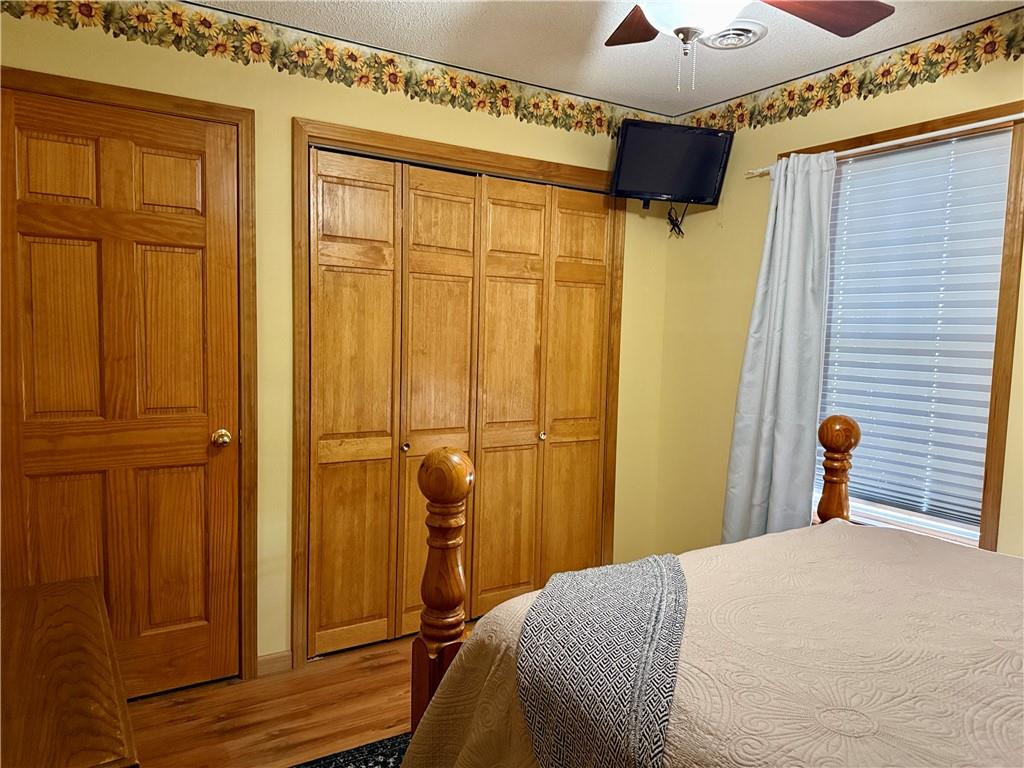 100 Inlet Cove Council Grove, KS 66846 - Photo 15 of 40