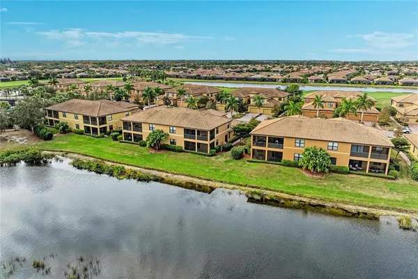 $422,500 | 7107 Grand Estuary Trail, Unit 101, Bradenton, FL 34212