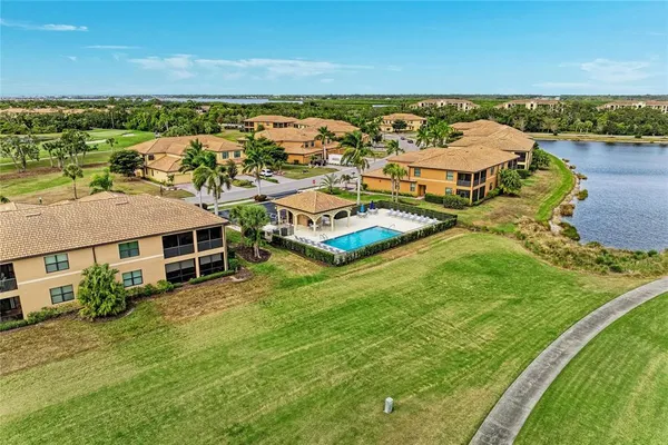 $422,500 | 7107 Grand Estuary Trail, Unit 101, Bradenton, FL 34212