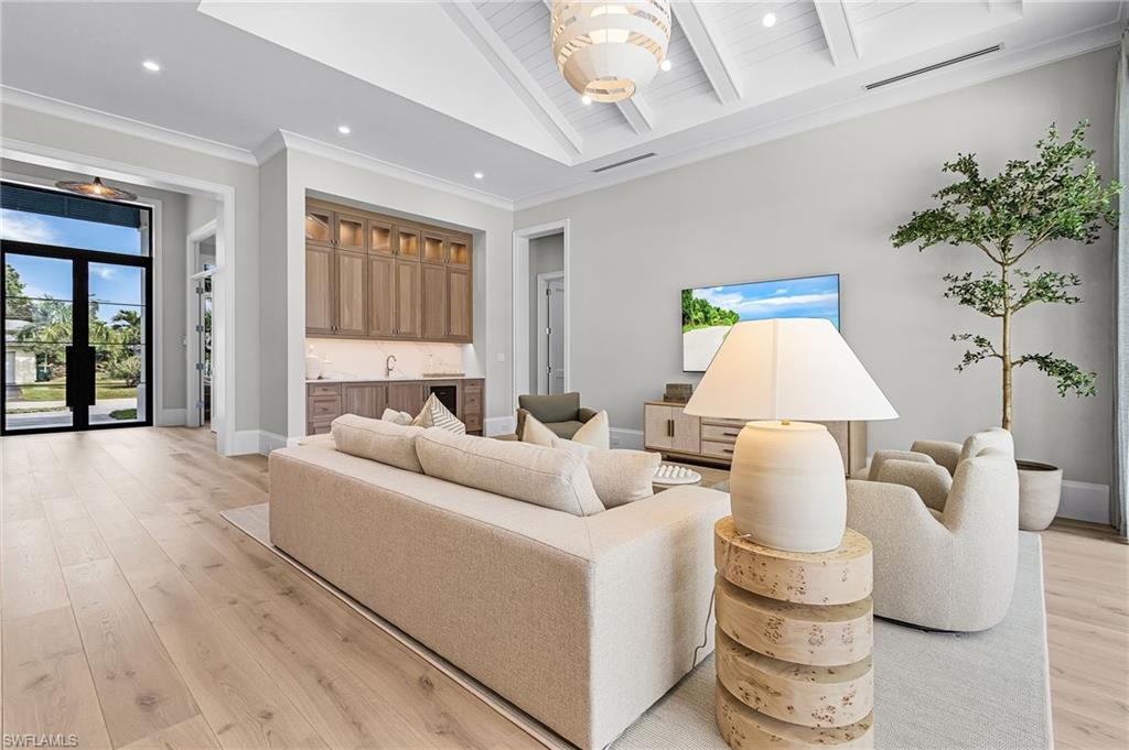 339 Mel-Jen Drive Naples, FL 34105 - Photo 5 of 37