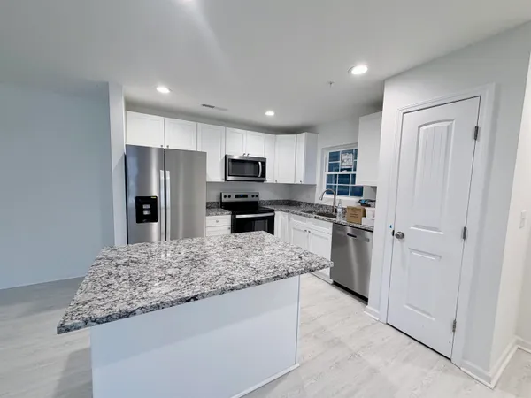 $1,400 | 179 Charter Drive, Longs, SC 29568