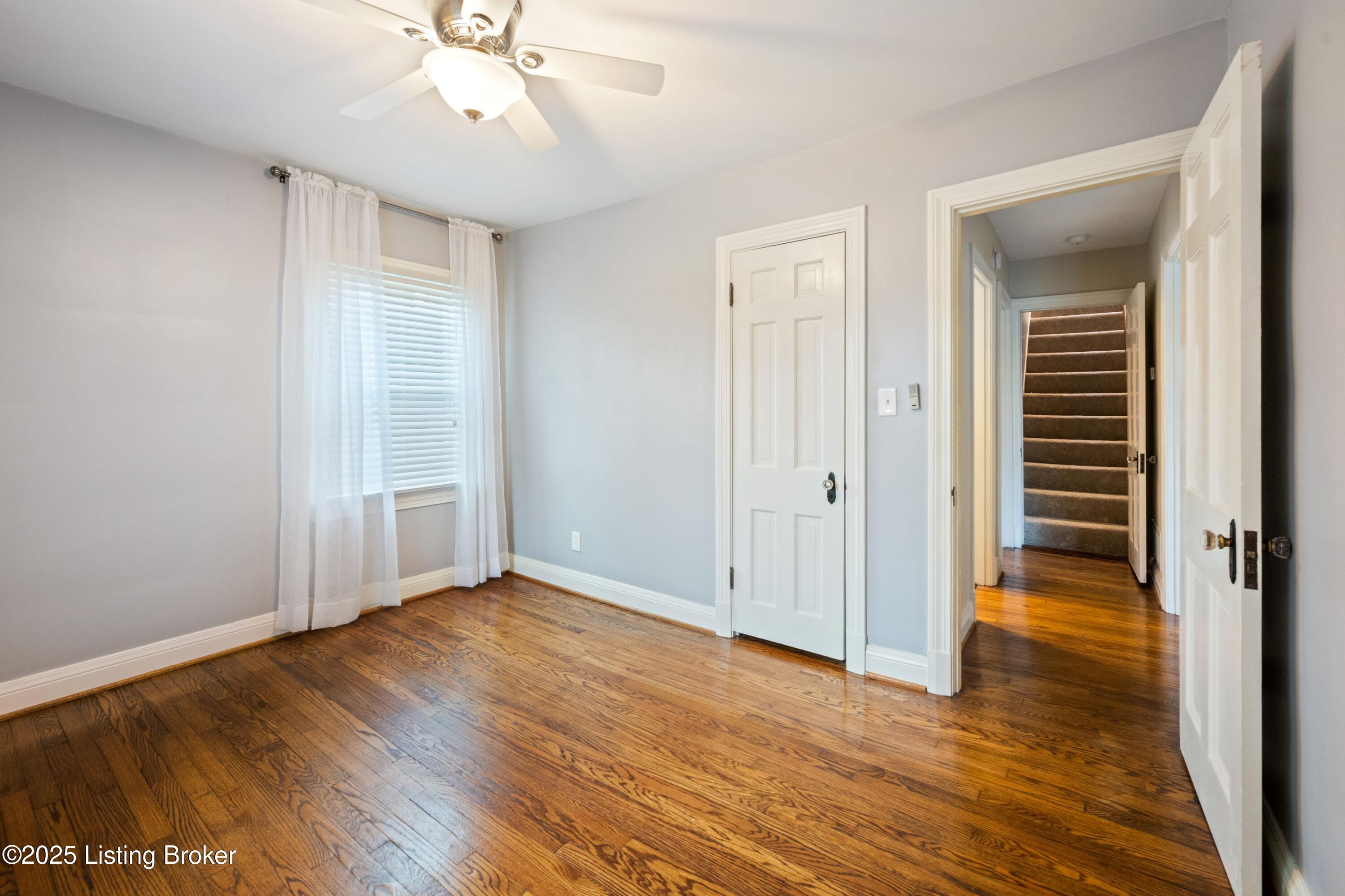 3917 Staebler Avenue Louisville, KY 40207 - Photo 22 of 37 27