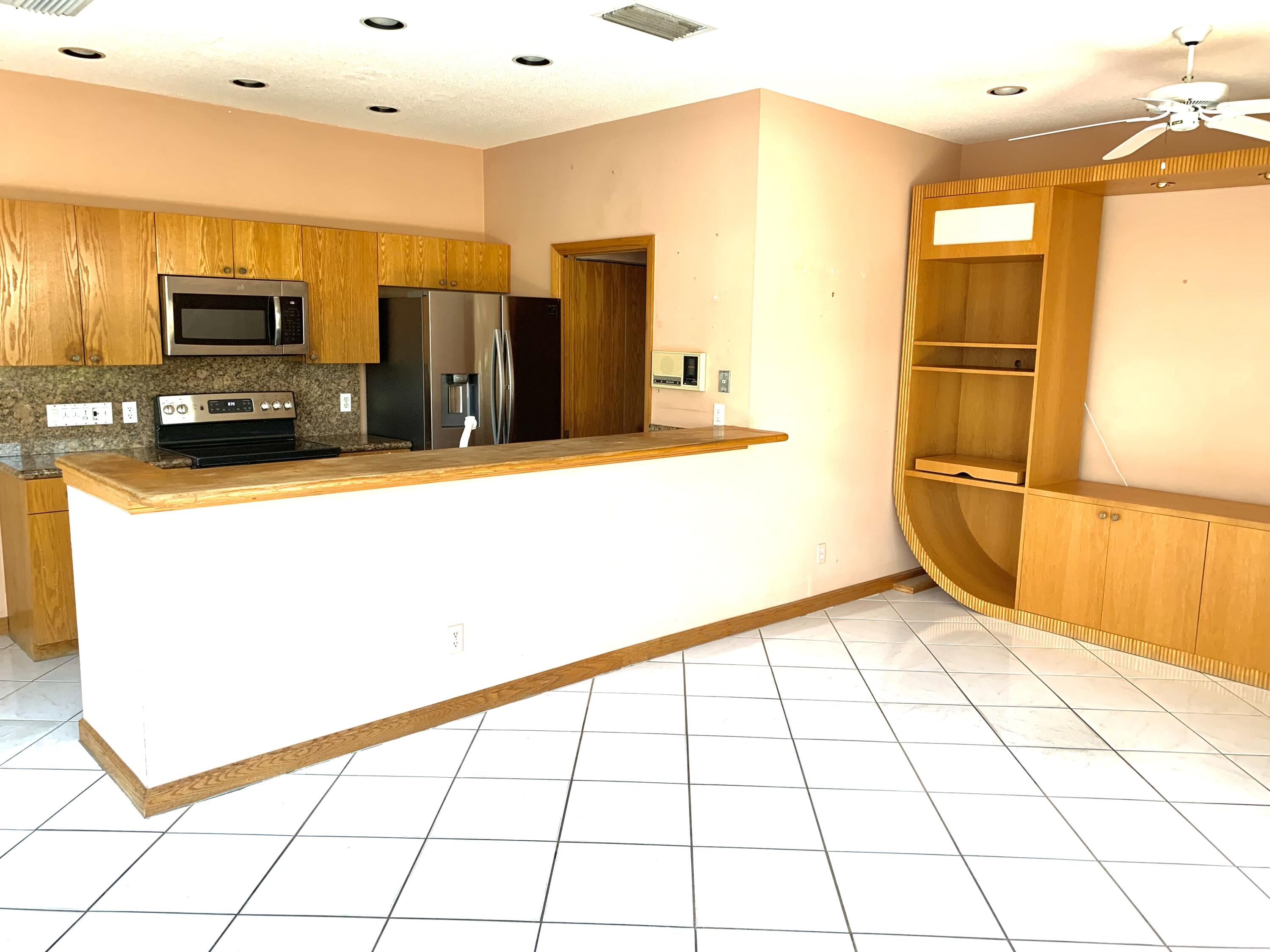 3756 Mykonos Court Boca Raton, FL 33487 - Photo 11 of 20 719E9EB2-6C70-4BB0-BBE1-764F5E91DA83