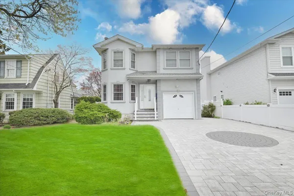 $1,099,000 | 26 Maeder Avenue, Merrick, NY 11566