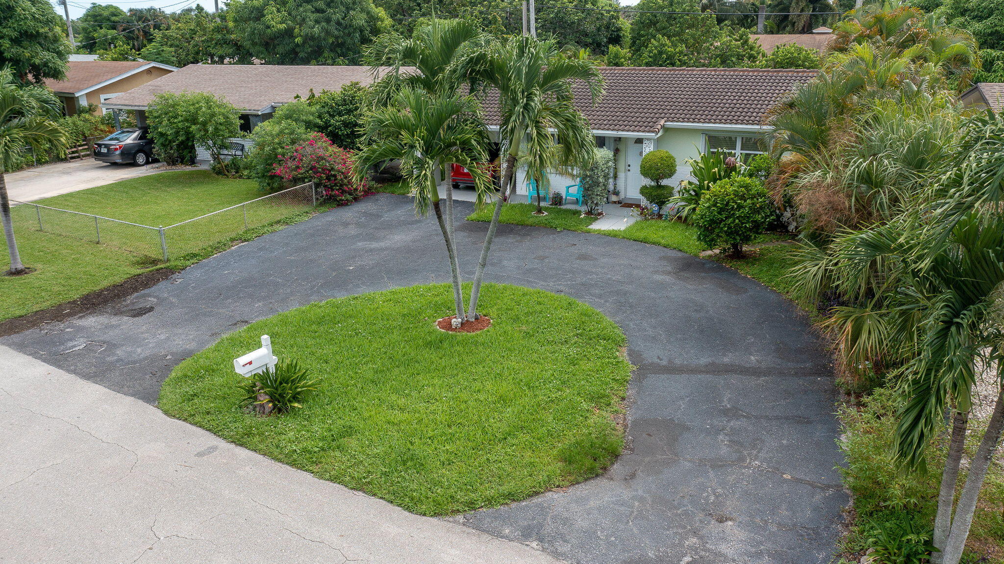 1318 Cardinal Lane Lantana, FL 33462 - Photo 37 of 49 37-web-or-mls-DJI_0006
