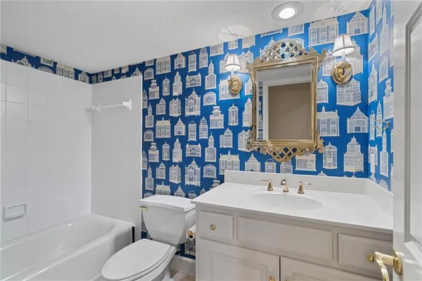 $439,900 | 14319 Russell Street, Overland Park, KS 66223