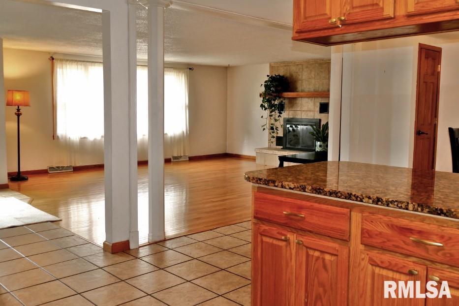 1540 Division Street Metamora, IL 61548 - Photo 13 of 38