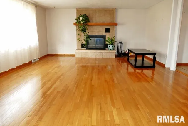 $274,900 | 1540 Division Street, Metamora, IL 61548