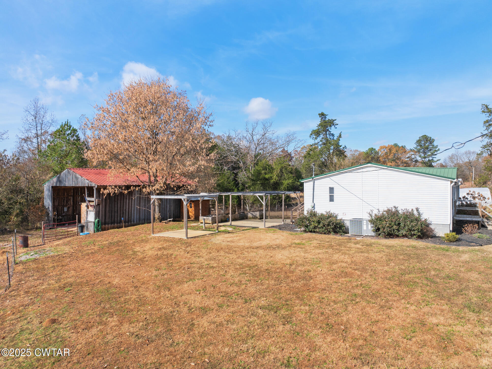 875 Lindsey Road Parsons, TN 38363 - Photo 23 of 38 DJI_20251115115814_0933_D