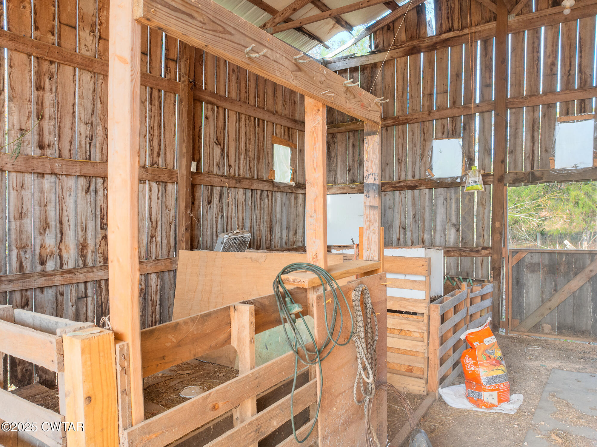 875 Lindsey Road Parsons, TN 38363 - Photo 28 of 38 DJI_20251115115237_0923_D